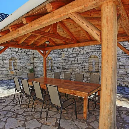Villa Oneiro Apraos