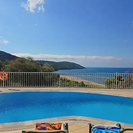 Oneiro Villa Apraos
