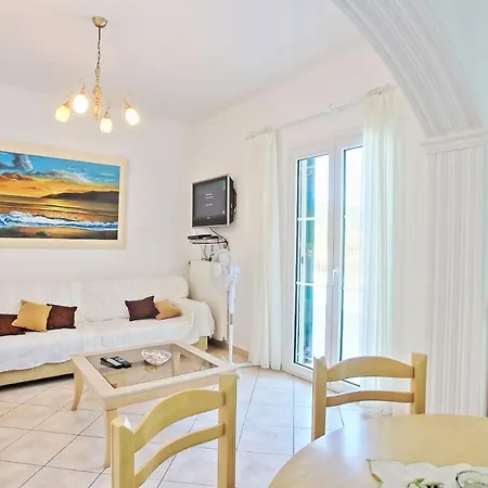 Oneiro 别墅 Apraos